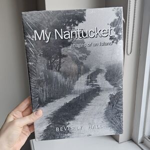 NWT My Nantucket: Images of an Island by Beverly Hall - Gray Cover